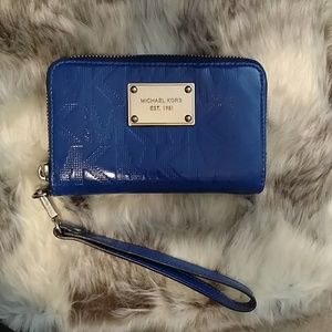 Michael Kors wristlet